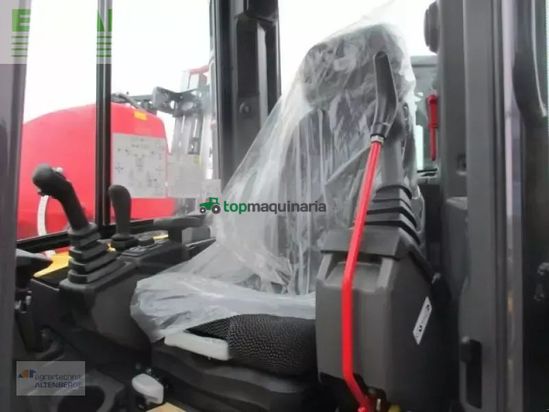 Excavadora - New Holland - e55d