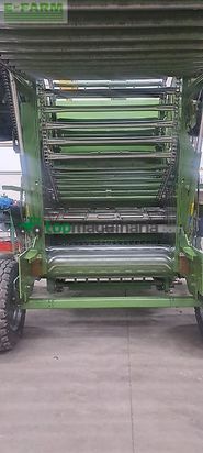 Empacadora gigant - Krone - fortima v 1500 mc