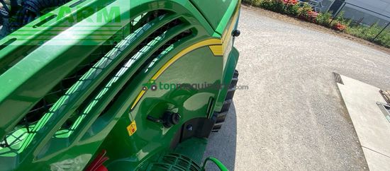 Cosechadora de Cereal - John Deere - 8300