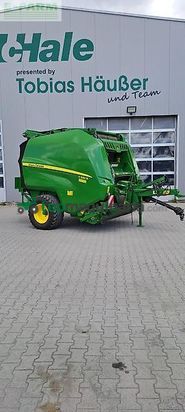 Empacadora gigant - John Deere - v 461 r