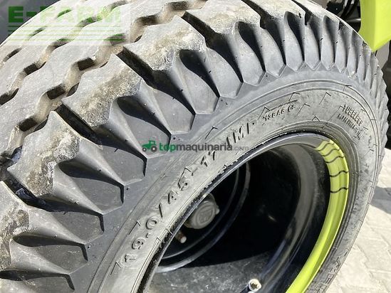 Empacadora gigant - Claas - rollant 520 rc cnob-edition