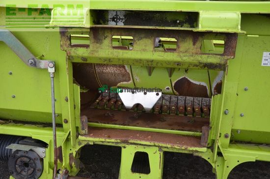 Cosechadora de Cereal - Claas - pick up 300 pro t