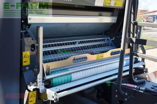 Empacadora gigant - Claas - variant 585 rc pro