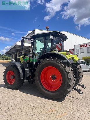 Tractor agrícola - Claas - arion 550 cmatic - kauf oder miete