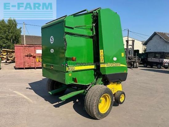 Empacadora gigant - John Deere - 592