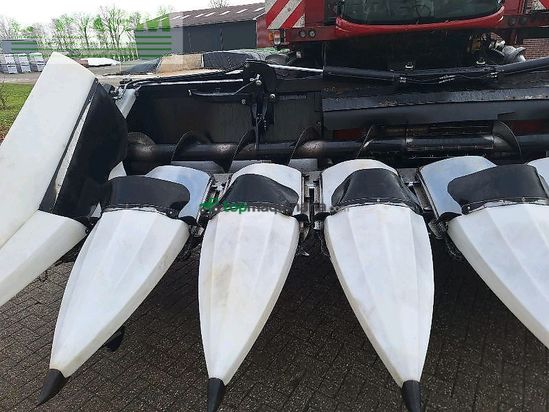 Cosechadora de Cereal - Oros - cornado / macdon c