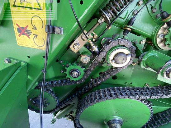 Empacadora gigant - John Deere - 864