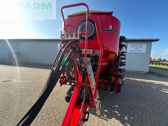 Sembradora - Väderstad - spirit st600c