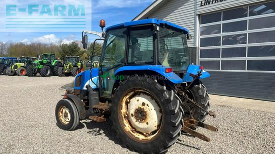 Tractor agrícola - New Holland - tl90a med frontlift