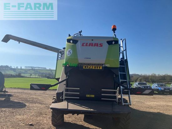 Cosechadora de Cereal - Claas - TRION 530