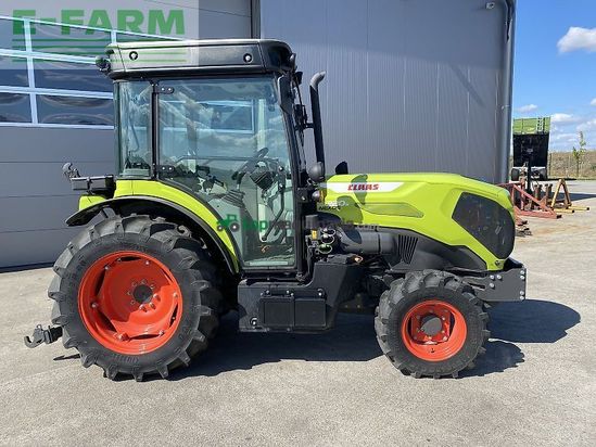 Tractor agrícola - Claas - nexos 220 s comfort