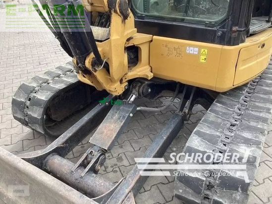 Excavadora - Caterpillar - 305.5 ecr
