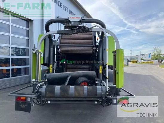 Empacadora gigant - Claas - rollant 454 rc uniwrap