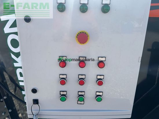 Remolqu esparcidor -  - futtermischer-4,0m³-elektromotor-vorführmaschine