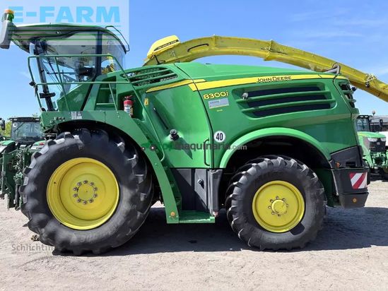 Cosechadora de Cereal - John Deere - 8300