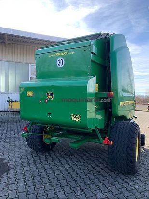 Empacadora gigant - John Deere - 864