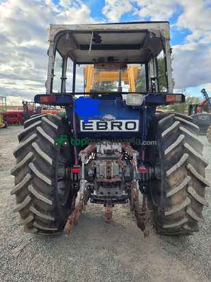 Tractor agrícola - Ebro 6100 con pala Tenias B3 serie 200