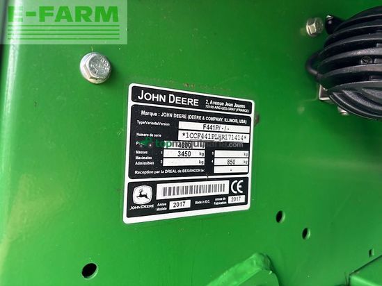 Empacadora gigant - John Deere - f441r