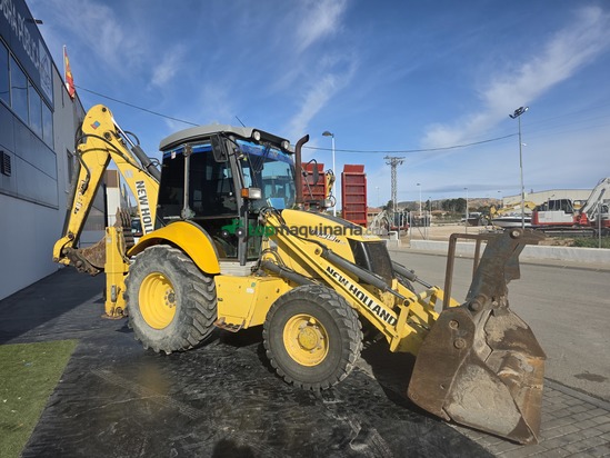 Retroexcavadora - New Holland B100B
