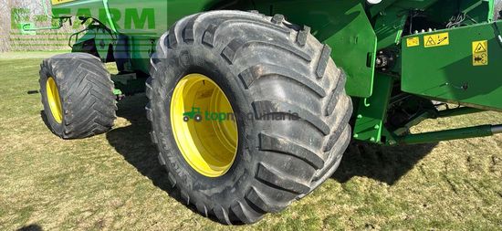 Cosechadora de Cereal - John Deere - 9880 STS