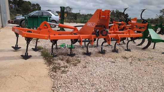 Cultivador Noli modelo CG85 de 9 a 15 brazos 