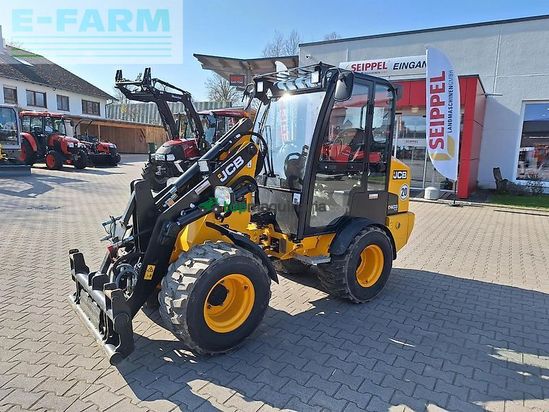 Minicargadora - JCB - 403 plus cab euro demo