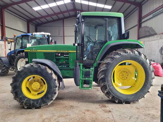 Tractor agrícola - John Deere - 6600
