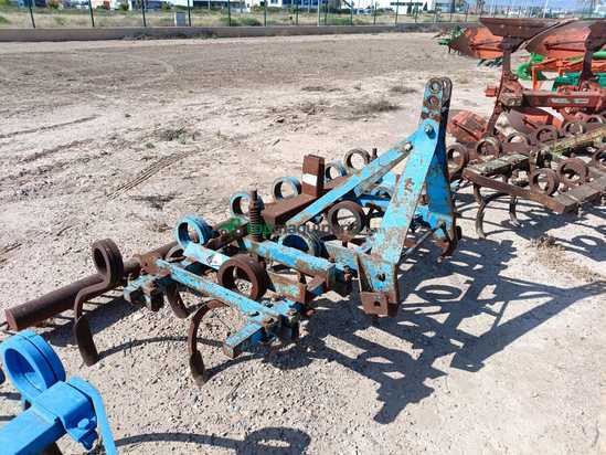 Cultivador de 11 brazos de rosco