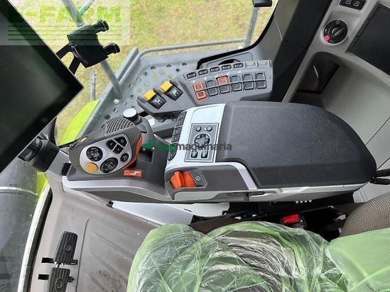 Cosechadora de Cereal - Claas - trion 660 montana