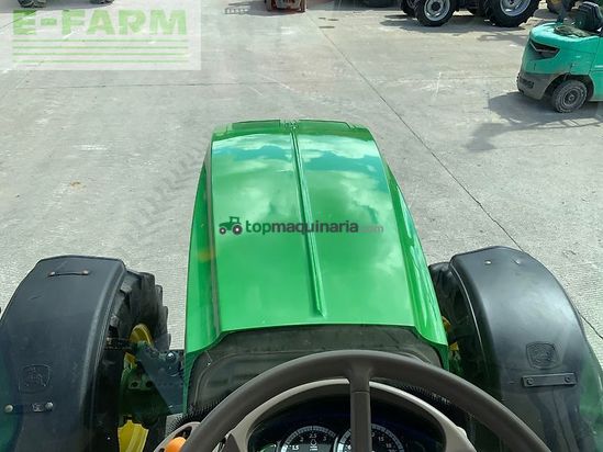 Tractor agrícola - John Deere - 6105r tractor (st26571)