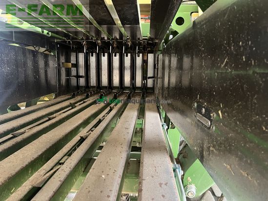 Empacadora gigant - Krone - 1270 xc mit prechop vorbauhäcksle