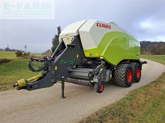 Empacadora gigant - Claas - quadrant 5300 fc