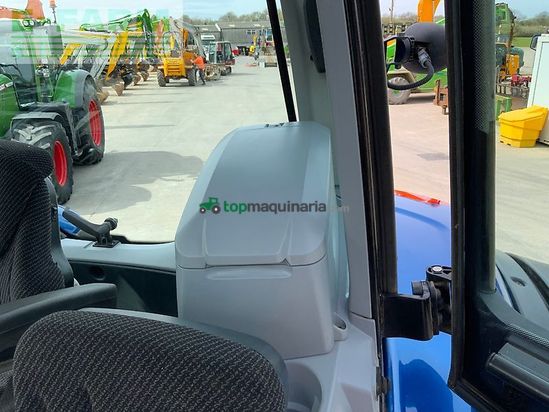 Tractor agrícola - Valtra - t194 versu tractor (st26215)