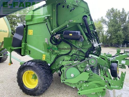 Empacadora gigant - John Deere - v 451 pm