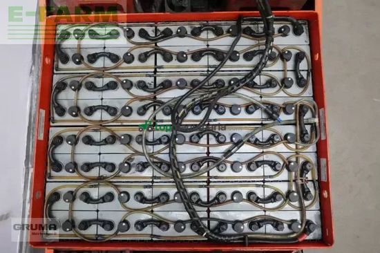 Elevadora - Linde - e 30/600 s 336-03