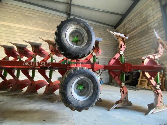 Arado Castillon Seminuevo 16 cuerpos