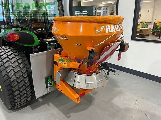 Tractor agrícola - John Deere - 4066 inkl. schneeschild & salzstreuer