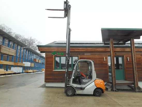 Elevadora - Still - rx70-30 triplex 5,38m + ss + zv + kab.