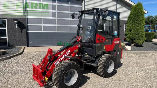 Minicargadora - Thaler - 2438l dpf kabine og brede hjul
