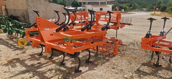 Cultivador - Noli - Serie R 19 brazos 3 filas