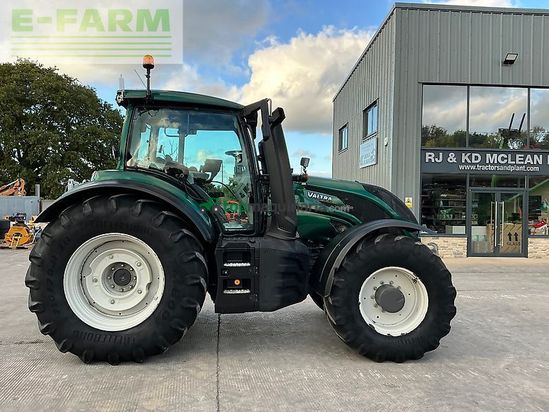 Tractor agrícola - Valtra - t254 versu tractor (st26250)