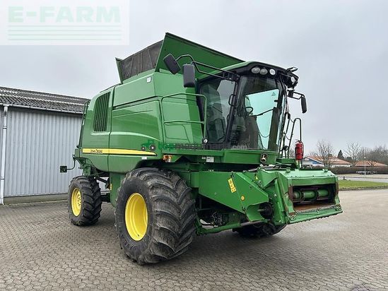 Cosechadora de Cereal - John Deere - t670