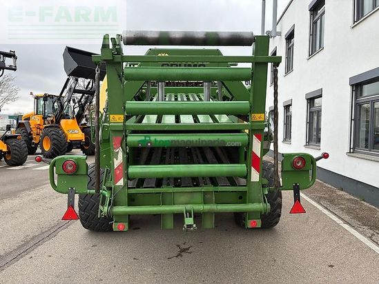 Empacadora gigant - Krone - big pack 1270 xc hs