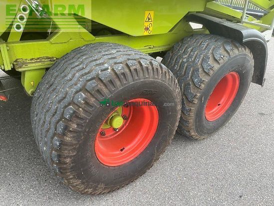 Empacadora gigant - Claas - quadrant 2200 rc tandem