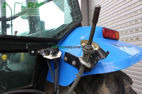 Tractor agrícola - New Holland - tl 80