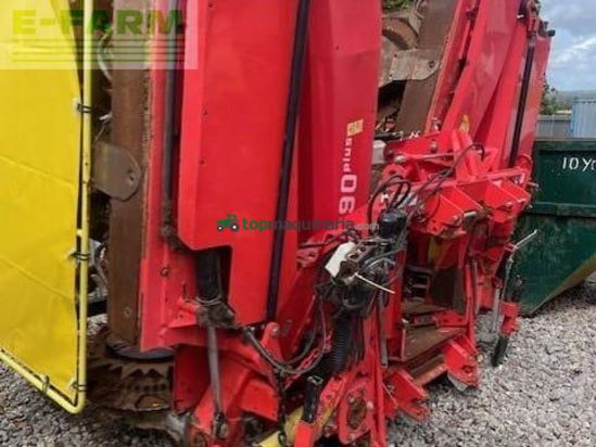 Cosechadora de Cereal - Kemper - USED SPFH 390 PLUS