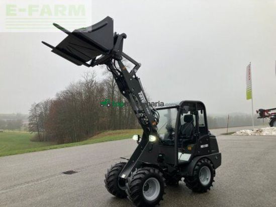Minicargadora - Toyo - 836