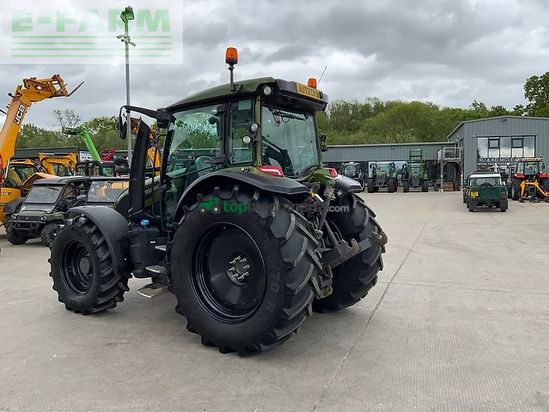 Tractor agrícola - Valtra - g135 active tractor (st26596)