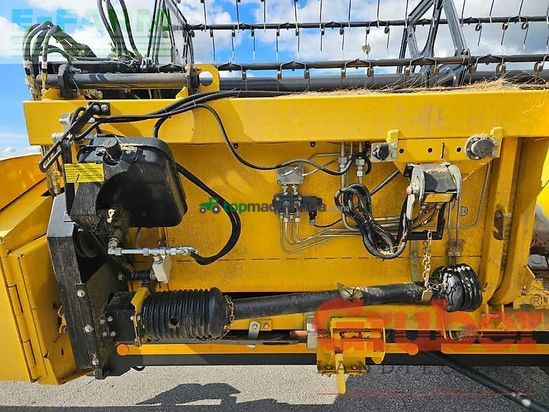 Cabezal - New Holland - 5,18 m varifeed