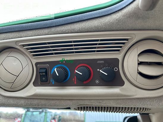 Tractor agrícola - John Deere - 5820 mit fl